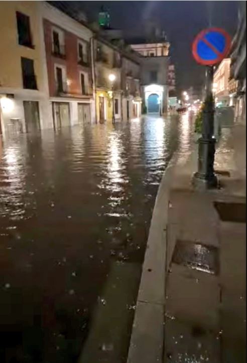 El 1-1-2 gestiona un centenar de incidentes relacionados con la tormenta en Valladolid