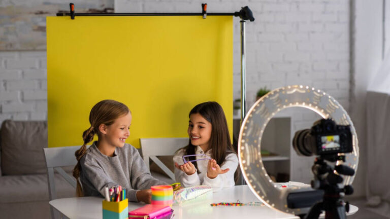 Niños ‘Influencers’, un fenómeno en auge sin regulación