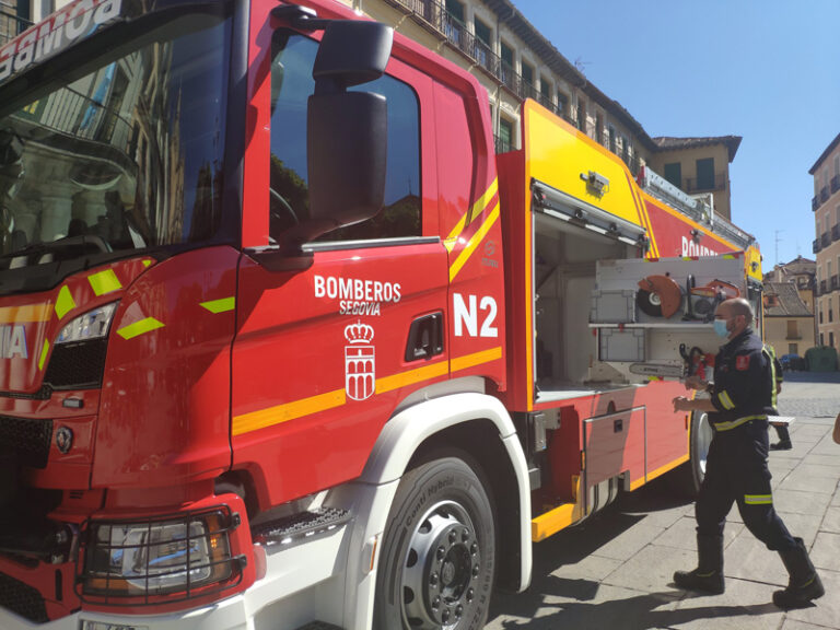 Bomberos de Segovia // Fuente: 112 Castilla y León en Medina del Campo