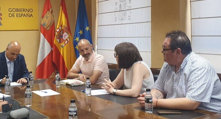 Círculo de Progreso y Hostelería Medina analizan junto al subdelegado de Gobierno la situación de estos sectores en la villa 