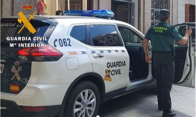 Detenido en El Campillo por agresión tras conflicto por perros sueltos