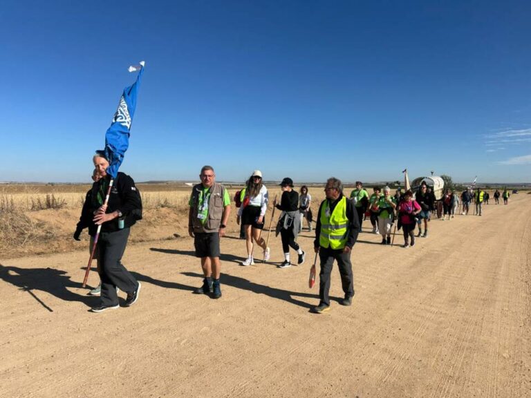 Medina del Campo acoge el paso de la Marcha Teresiana