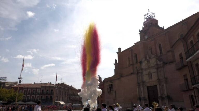 Colocación de la bandera nacional – San Antolín 2024 Medina del Campo