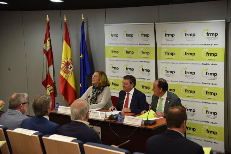 La Junta destina un récord de 478,9 millones de euros en 2024 para reforzar los servicios públicos de las entidades locales de Castilla y León