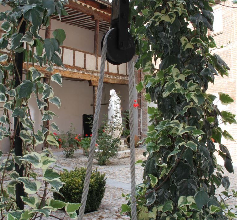 El Museo del Monasterio de San José, pionero en exhibir una imagen itinerante de Santa Teresa