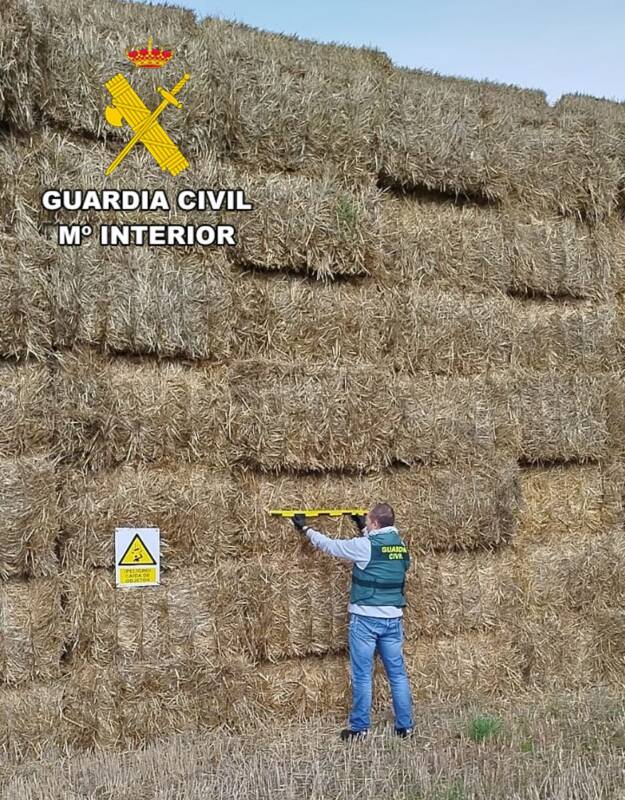 La Guardia Civil esclarece el hurto de paja de 8,5 hectáreas en fincas de cereal en Odra-Pisuerga