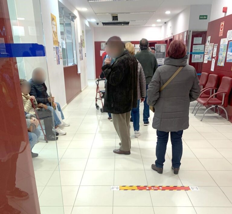 Alta afluencia en Medina del Campo para la vacunación contra la gripe y Covid-19