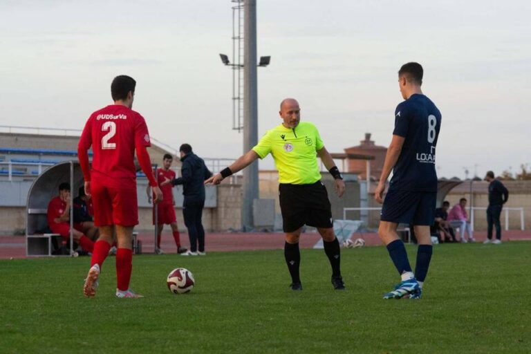 El CD Medinense cae 3-1 ante el CD Arces y sigue colista