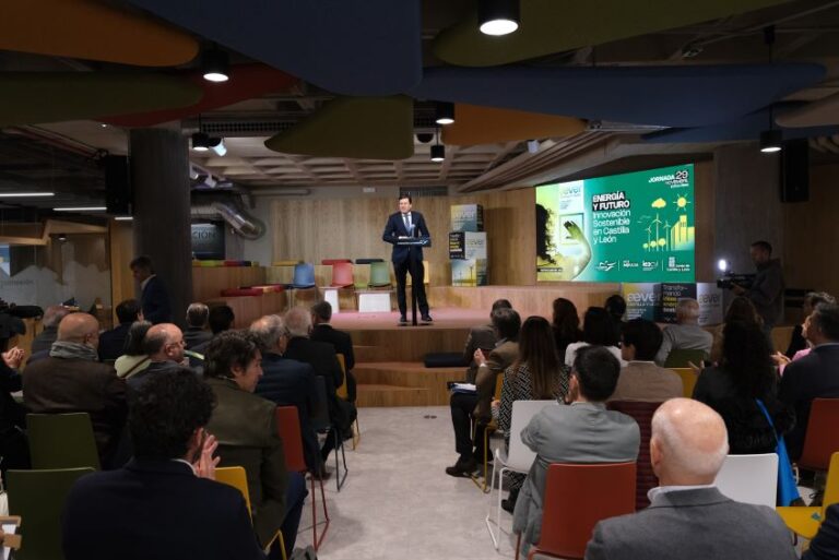 Castilla y León y la Fundación Caja de Burgos impulsan 20 empresas innovadoras en energías verdes con 300.000 euros