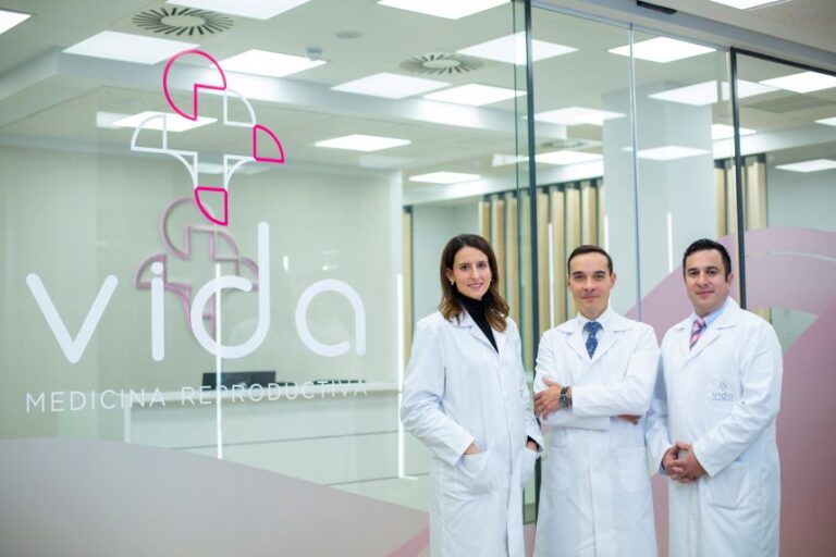 El grupo sanitario Recoletas Salud ha inaugurado la clínica de medicina reproductiva VIDA en Burgos