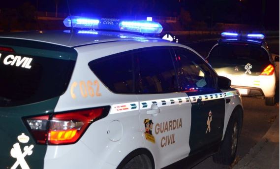 Noche caótica en la AP-6: colisiones múltiples por la nieve dejan cuatro heridos en El Espinar