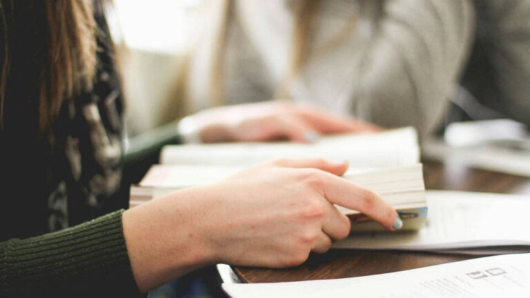 Cultura abre ayudas para fomentar la lectura en el mundo rural: disponibles hasta el 28 de mayo