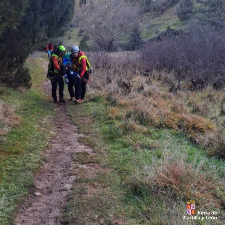 Rescate en el Cañón del Río Lobos: auxilian a una mujer herida tras sufrir una caída