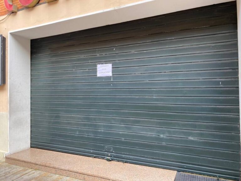 El único cine de Medina del Campo amanece con el cartel de “cerrado por jubilación”