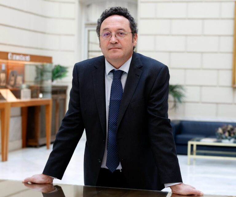 El juez del Supremo procesa al fiscal general del Estado por revelación de secretos