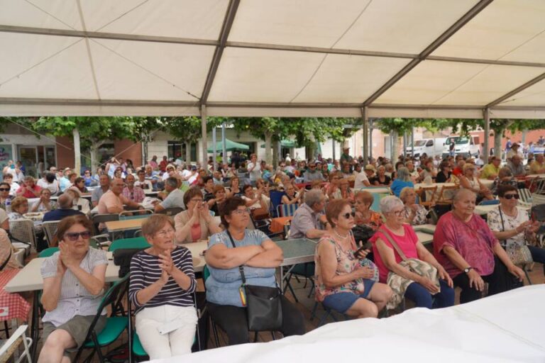 La Diputación de Valladolid lanza un servicio de carpas en alquiler para municipios y mancomunidades
