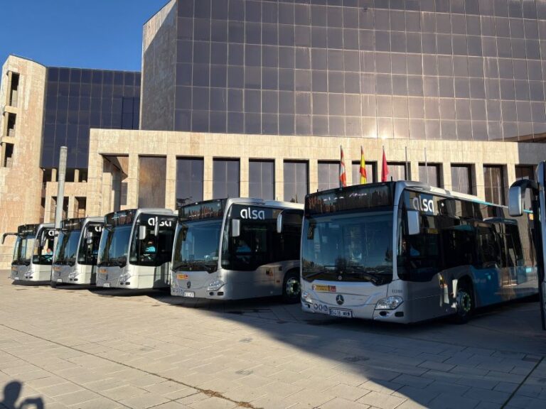 La Junta de Castilla y León prorroga el descuento adicional del 50 % en abonos transporte hasta junio de 2025