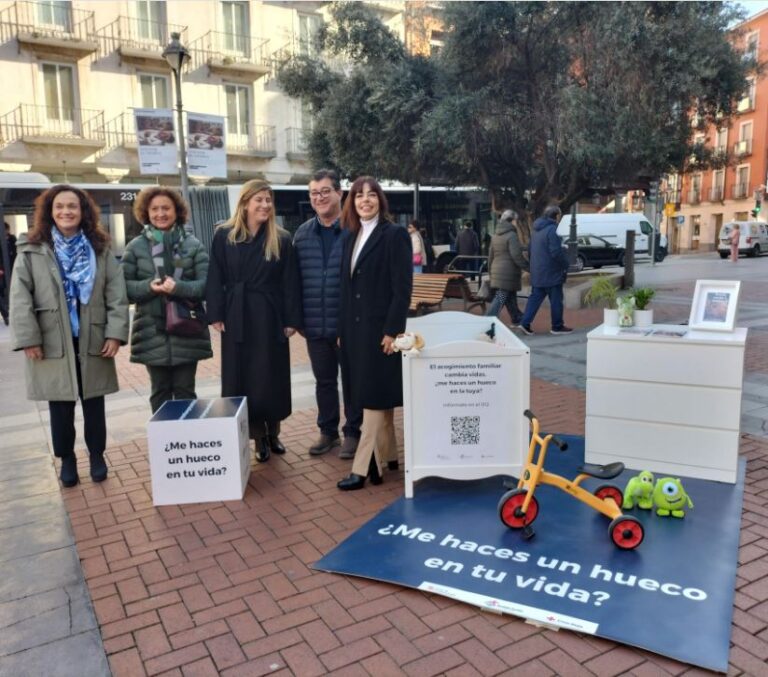 Castilla y León impulsa el acogimiento familiar con acciones de calle en todas las provincias