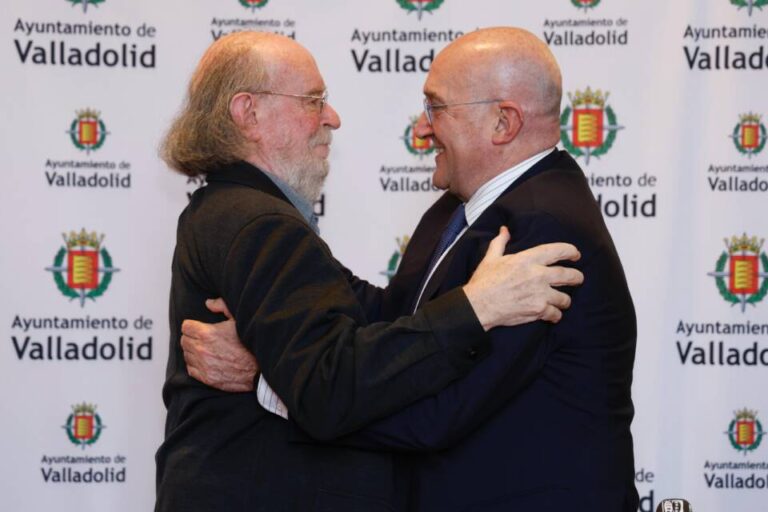 El alcalde de Valladolid propone nombrar a Joaquín Díaz ‘Hijo Predilecto de la Ciudad’