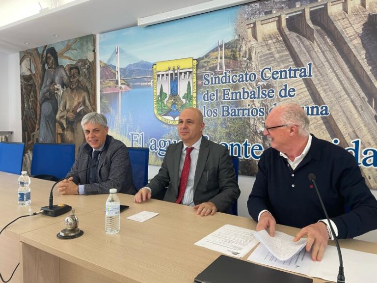 La Junta defiende el papel clave del agua en la agricultura y el desarrollo rural para las futuras políticas agrarias