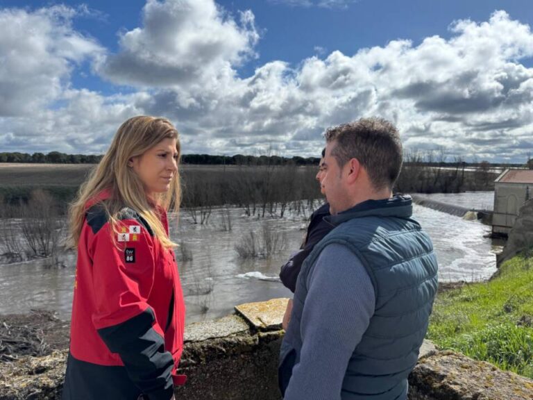 La delegada territorial visita Valdestillas y Olmedo para evaluar los efectos de las inundaciones provocadas por «Martinho»