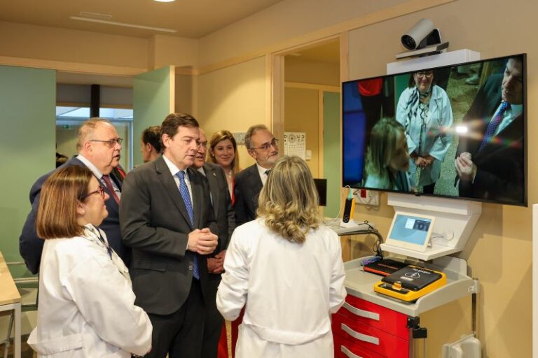 Mañueco inaugura el nuevo centro de salud La Magdalena en Valladolid, que dará servicio a más de 8.700 personas