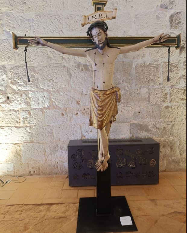 Tras su restauración, el Cristo de los Pelos regresa a Lomoviejo