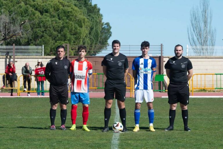 La Gimnástica Medinense cae ante la Ponferradina B y sigue sin reaccionar