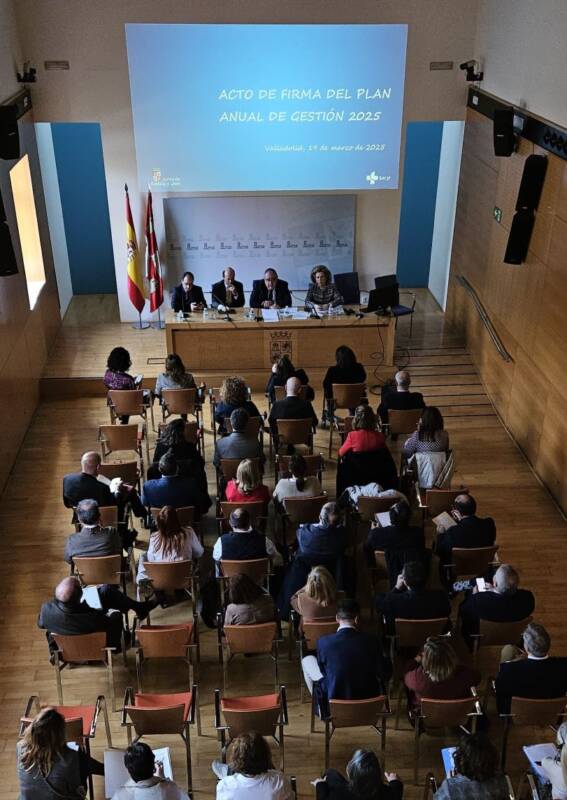 Sanidad centrará su Plan de Gestión 2025 en la investigación, la innovación tecnológica y la mejora asistencial en el medio rural