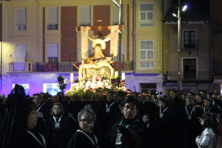 Procesión Virgen de las Angustias en Medina del Campo