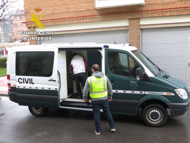 Explotación laboral en El Bierzo: un detenido y un investigado por amenazas y abuso a trabajadores