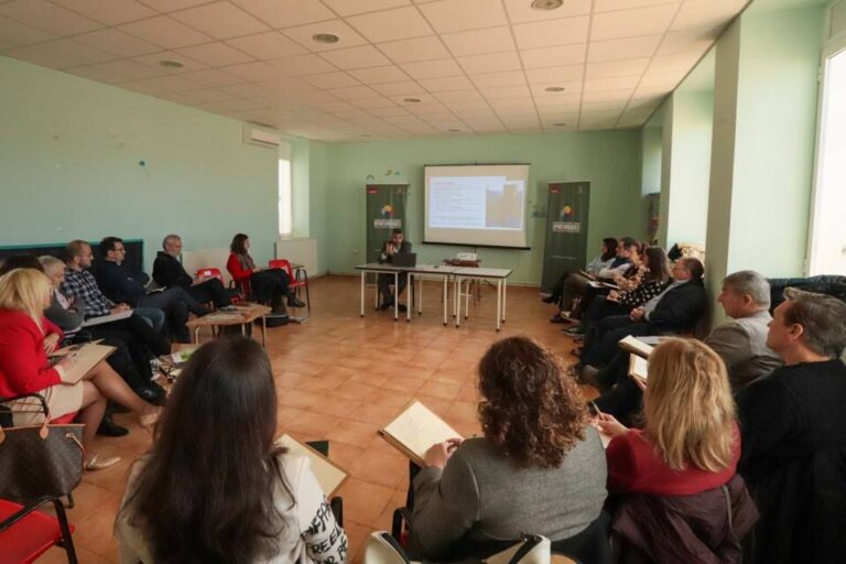 Saelices se convierte en el epicentro nacional contra la despoblación: las universidades unen fuerzas frente al reto demográfico