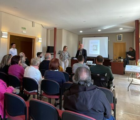 Juan Bayón Clemente continúa escribiendo la historia de Rueda con el libro «Historia de la antigua Villa de Rueda»