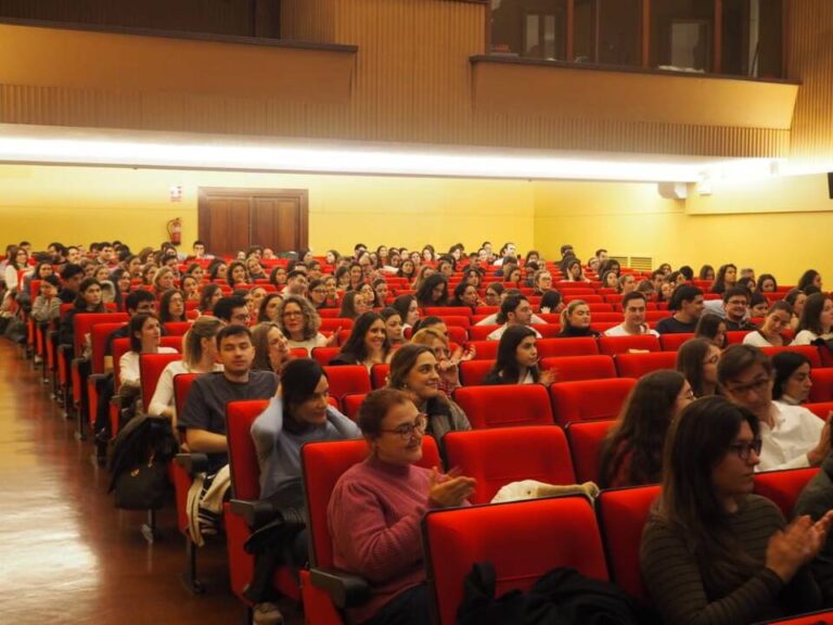 Cerca de 200 residentes conocen «las fortalezas» de la zona básica de salud de Medina del Campo y su hospital 