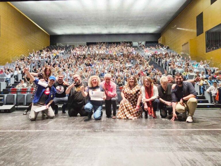 Arroyo de la Encomienda se llena de risas con el II Certamen Nacional de Monólogos: humor de toda España el 5 y 6 de abril