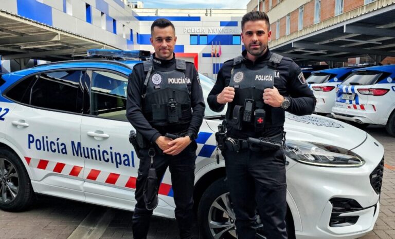 Dos policías locales, entre ellos un medinense, salvan la vida de un bebé en Valladolid