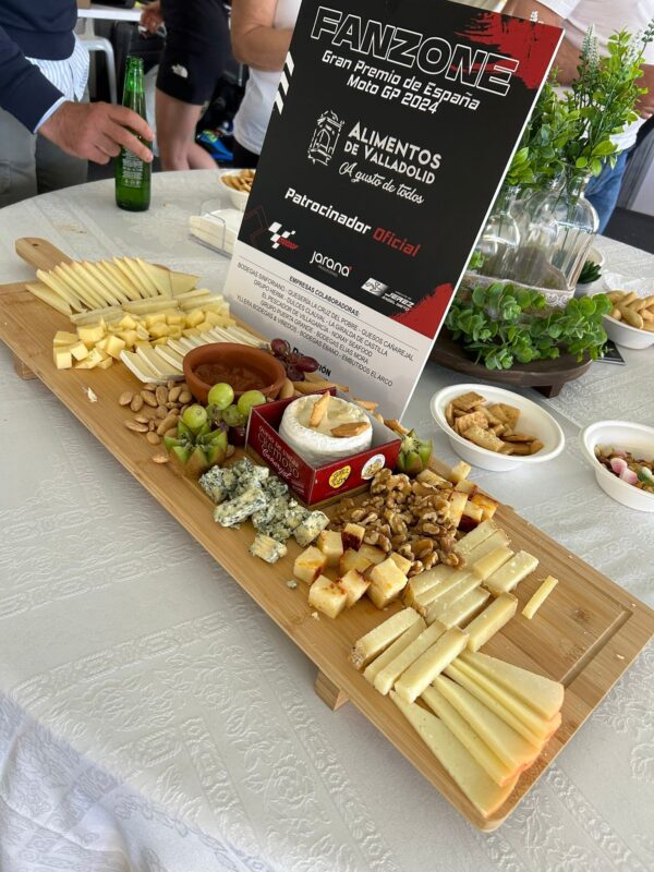 Alimentos de Valladolid acelera en el GP de España de MotoGP en Jerez y debuta en la Feria Internacional del Campo