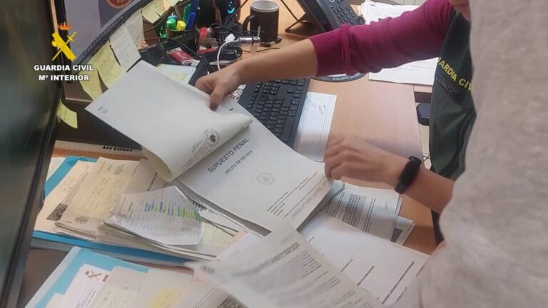 Cae una red de ciberdelincuentes que estafó más de 65.000 euros en Burgos: fingían ser familiares o falsos bancos