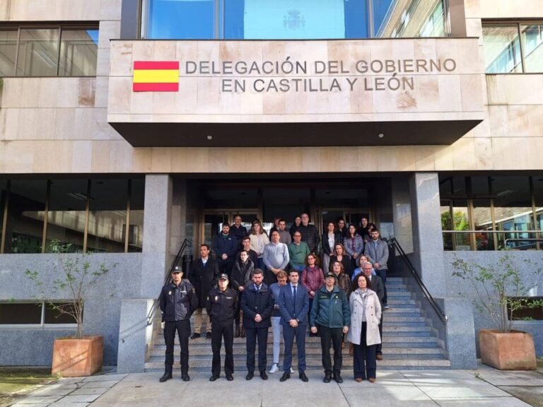 Minuto de silencio en Valladolid por la niña asesinada en Murcia: primera víctima de violencia vicaria en 2025