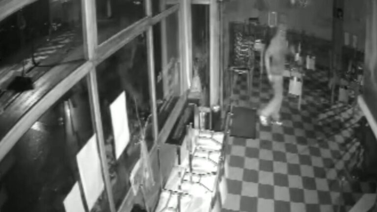 Detenidos dos hombres por robar en bares de Las Merindades: rompieron persianas y ventanas para llevarse el dinero
