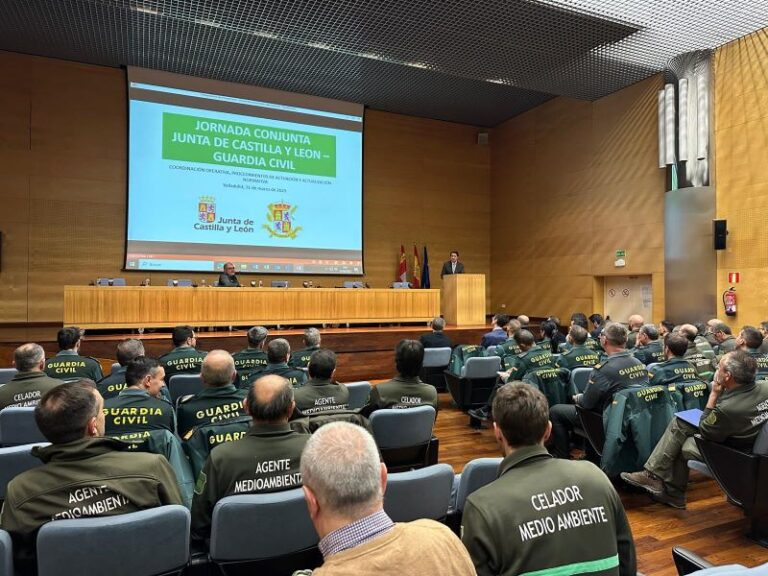 Junta y SEPRONA refuerzan su alianza para proteger el medio rural de Castilla y León