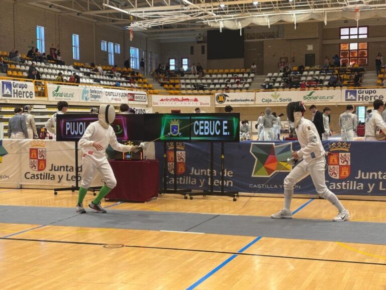 Eduard Cebuc logra el bronce en el Campeonato de España M17 de Esgrima en Soria
