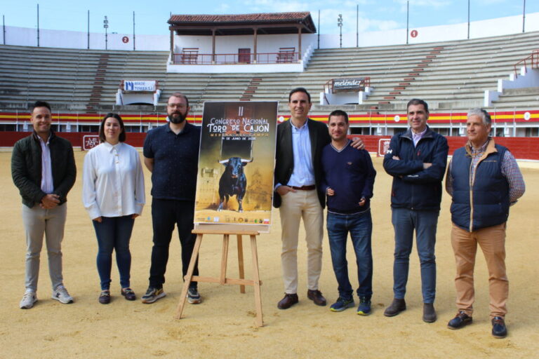Medina del Campo encadena dos fines de semana de toros en la calle al ser sede del II Congreso de Toros de Cajón