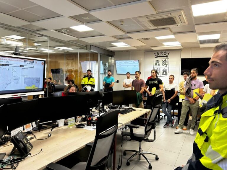 Formación de fuego: 44 nuevos aspirantes a bombero comienzan su curso básico en Castilla y León