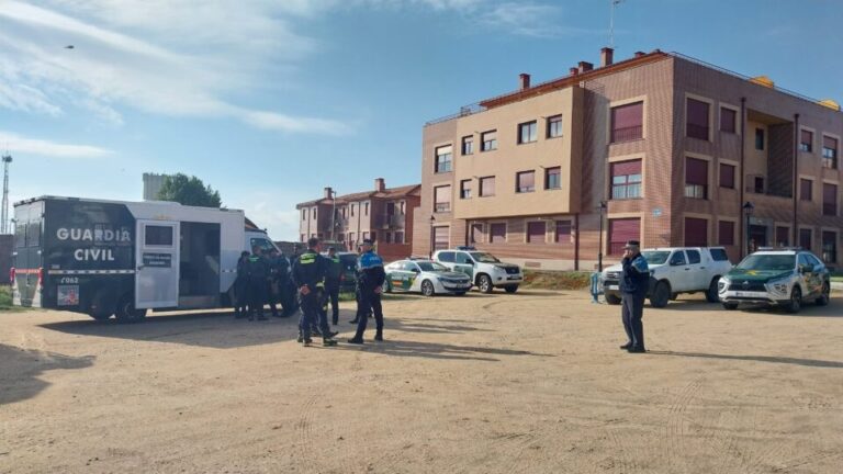 Desaparece un hombre de 61 años en Toro y se activa un amplio dispositivo de búsqueda con perros y helicóptero
