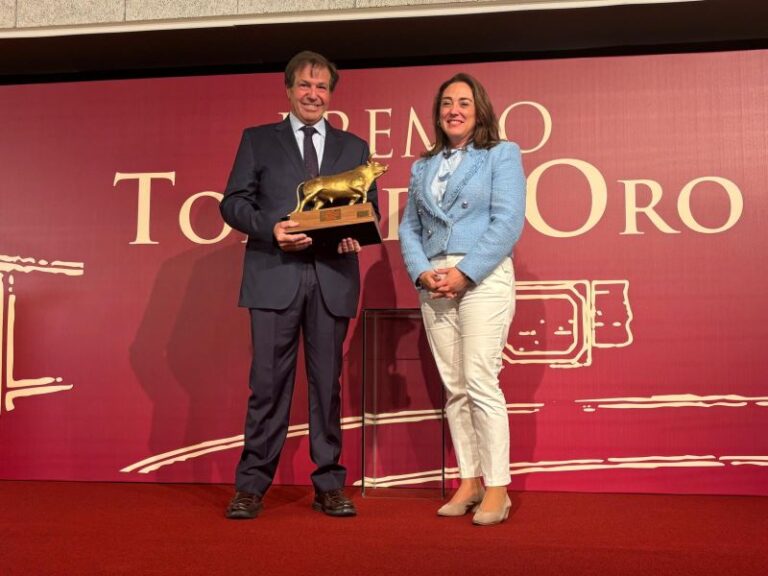 La Junta de Castilla y León defiende la tauromaquia y premia a Garcigrande con el ‘Toro de Oro’ por su ejemplar ‘Querido’