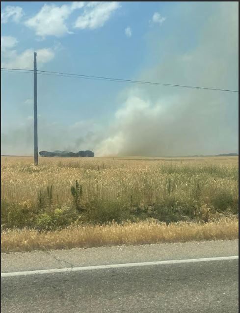 Una columna de humo alerta a los vecinos de Medina del Campo