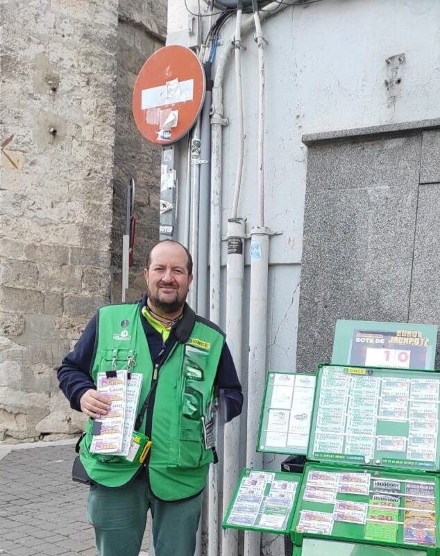 La ONCE reparte suerte en Castilla y León: Sueldazo en Cuéllar y 40.000 euros en Valladolid