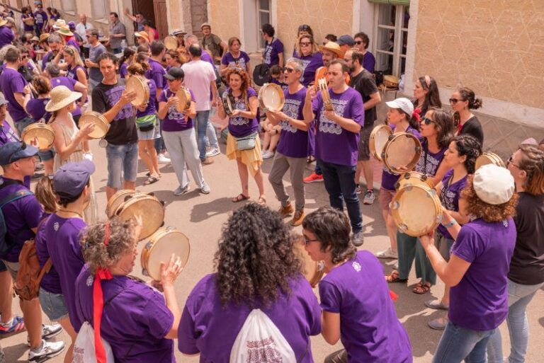 Íscar se convertirá en el epicentro de la pandereta con más de 300 percusionistas reunidos en un evento único