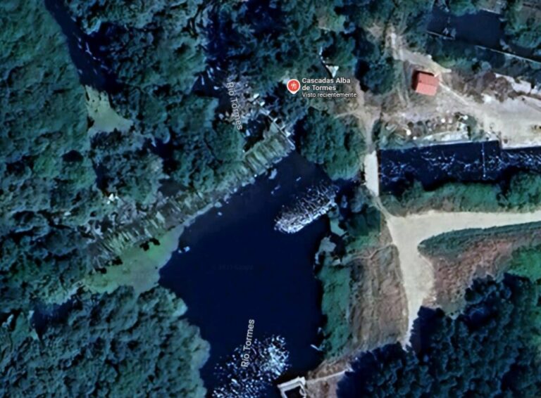 Buscan a un menor de 14 años desaparecido en el río en Alba de Tormes